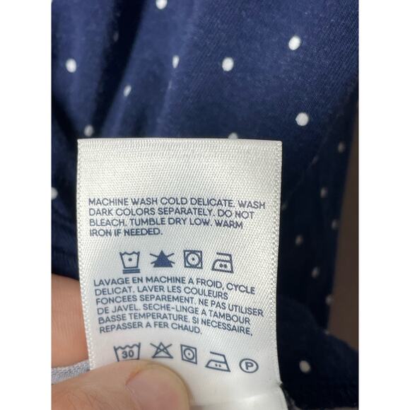 Lands' End Polka Dot Shirt Top Navy Blue White Size Medium Pin Tuck Pleated SS - Picture 6 of 6